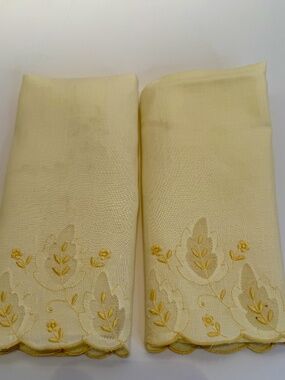 Pair Vintage Embroidered Pale Yellow Madeira Linen & Organza Fingertip Towels
